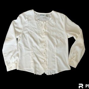 Vintage 80s Joanna embroidered blouse.